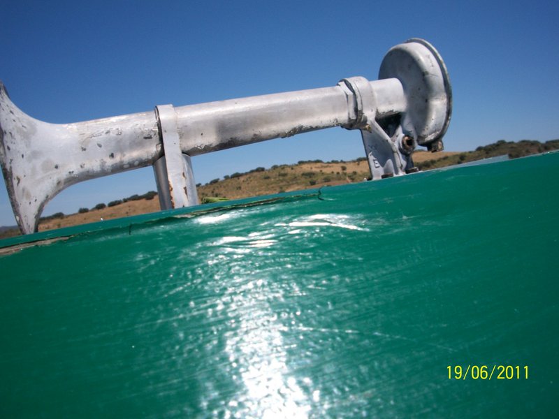 Bocina 354 del Moto Rail.JPG