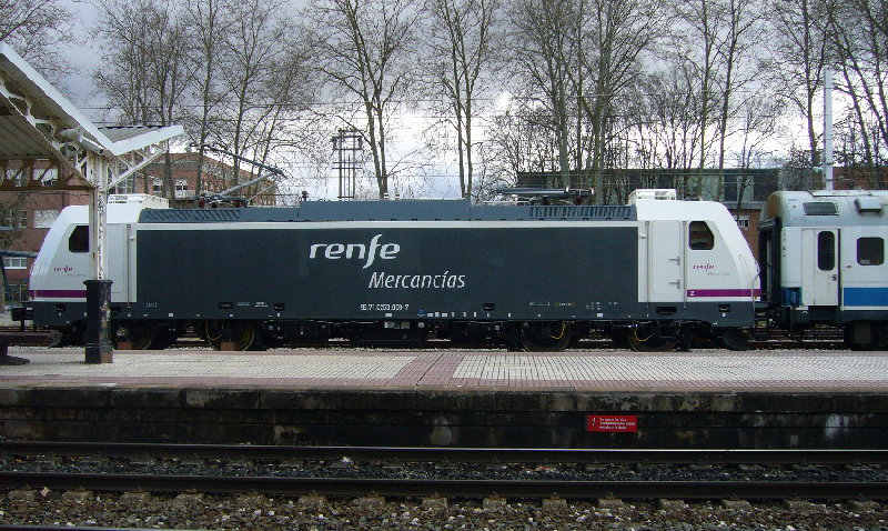 253 5.JPG