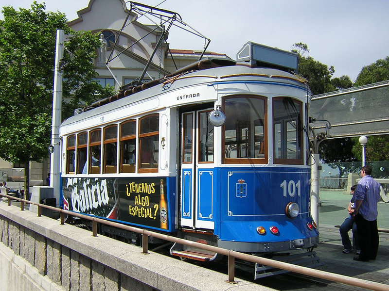 Tranvía.A_Coruña_Galicia.jpg