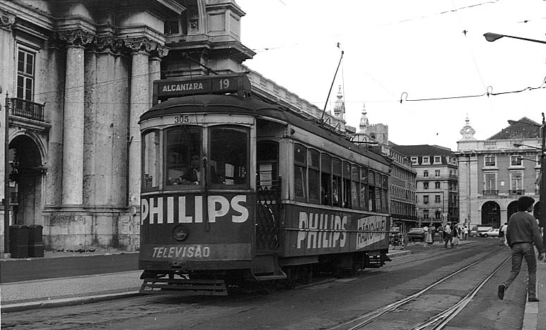 305-philips.jpg