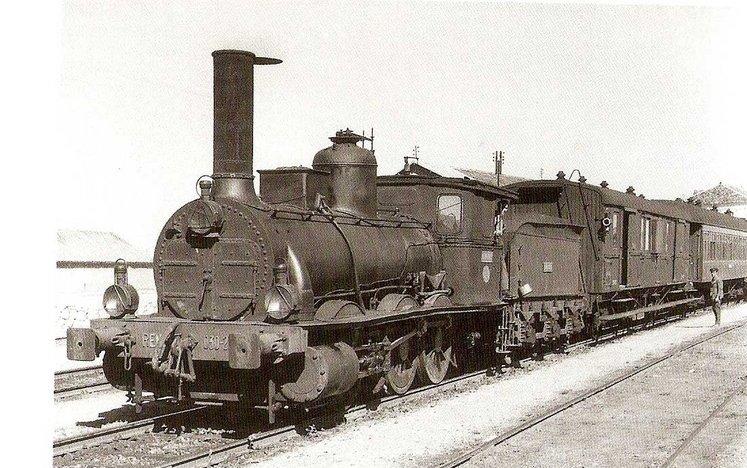 LOCO%20con%20topes%20RENFE.jpg