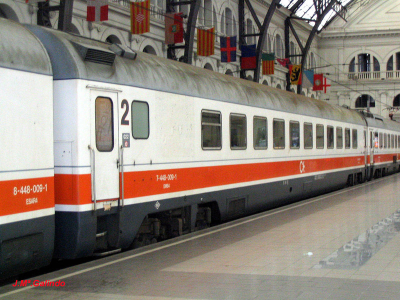 448-009R_BARCELONA FRANÇA_2004-04.jpg