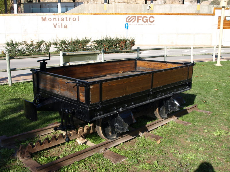 348.JPG