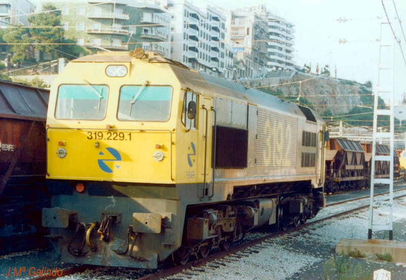 319-229_TARRAGONA_1994-07.jpg