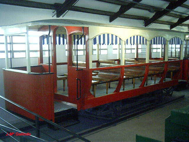 TRAM B R1754_MUSEO CASTELLAR_2003-05.jpg