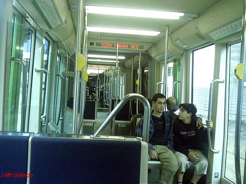 TRAM BI 401_BILBAO_2003-05-4.jpg