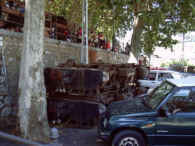FV10 BOGUIES_SOLLER_2002-06-1.JPG