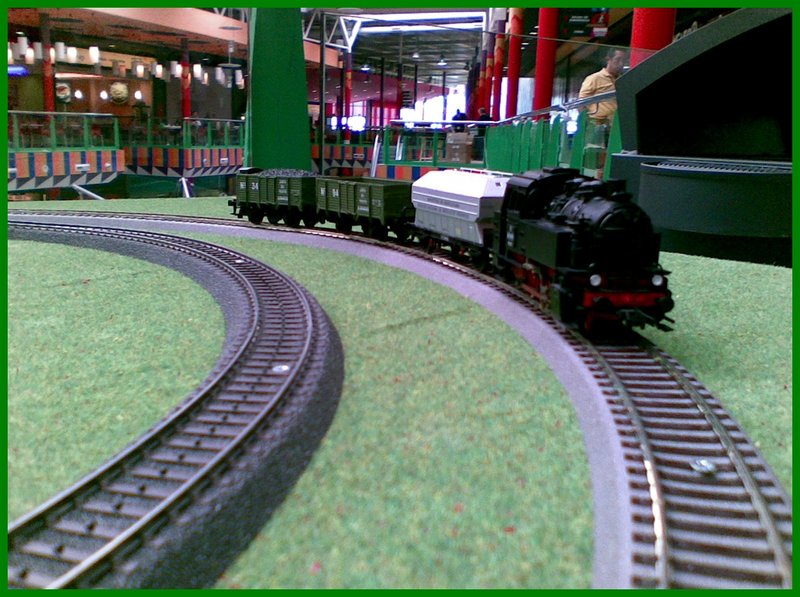 Tren AAFT.jpg