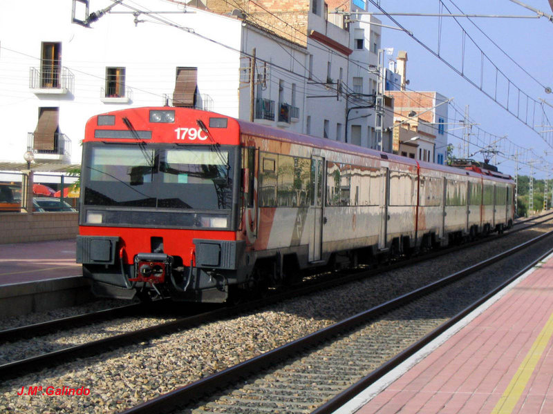 440-179C_L'AMPOLLA-PERELLO_2004-08.jpg