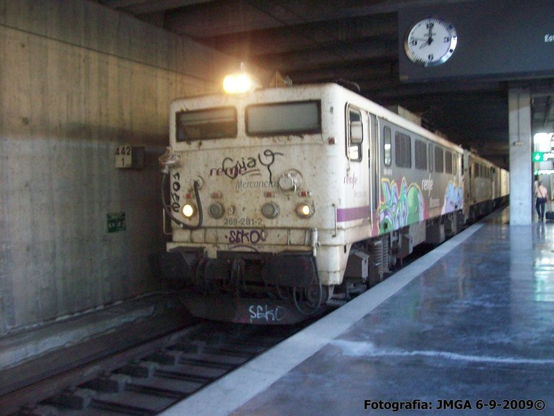 269-281-2 y 269- con el Lechero..JPG
