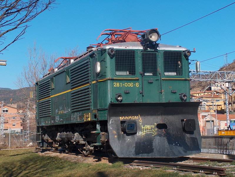 281-002-6-JB-07.JPG