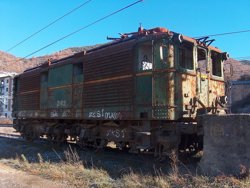 281-006-7-JB-06.JPG